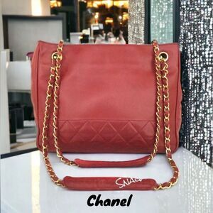 CHANEL RED QUILTED LAMBSKIN LEATHER CHAIN SHOULDER TOTE BAG 1F7896